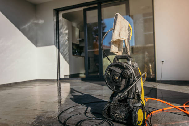 Best Sign and Awning Cleaning  in Cleveland, FL